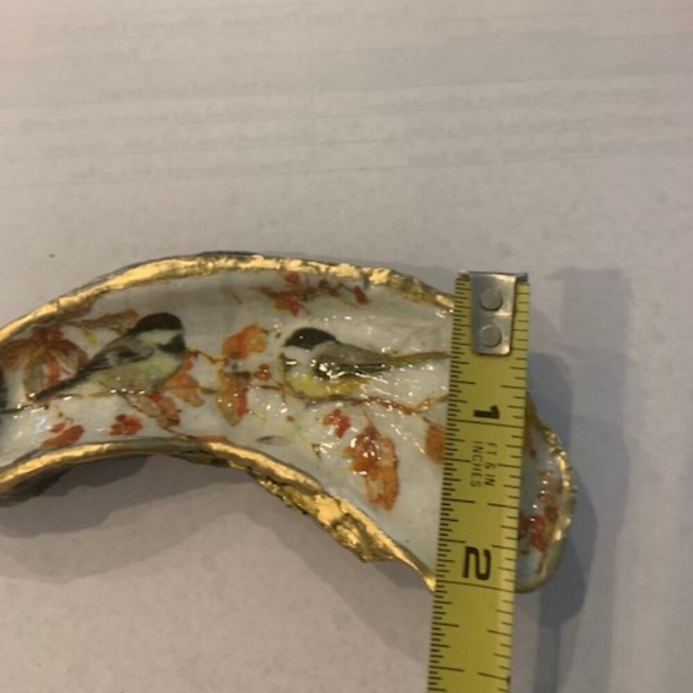 Handmade Oyster Shell Trinket Dish - Picture 5 of 5